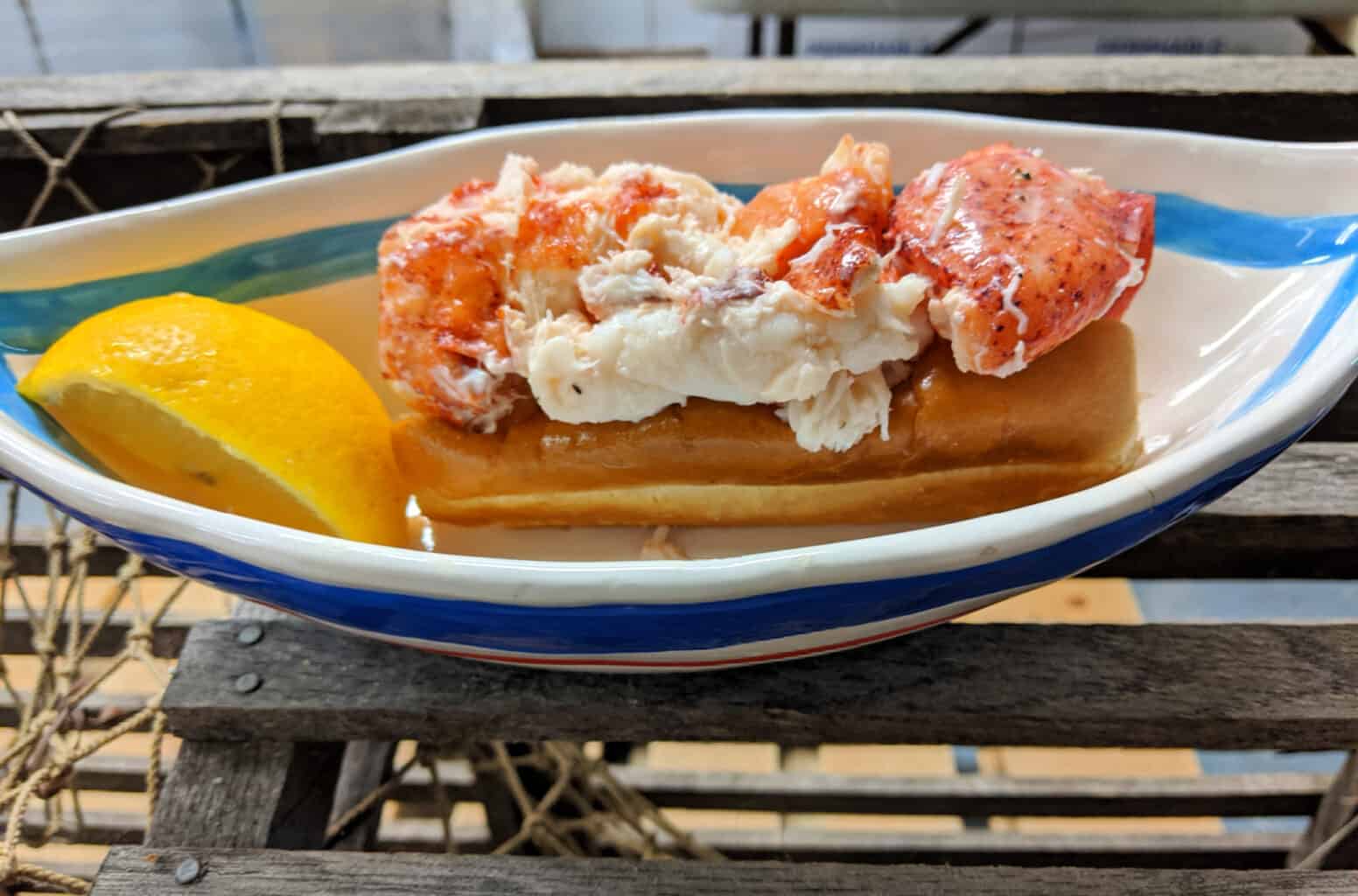 Order lobster rolls July 4th